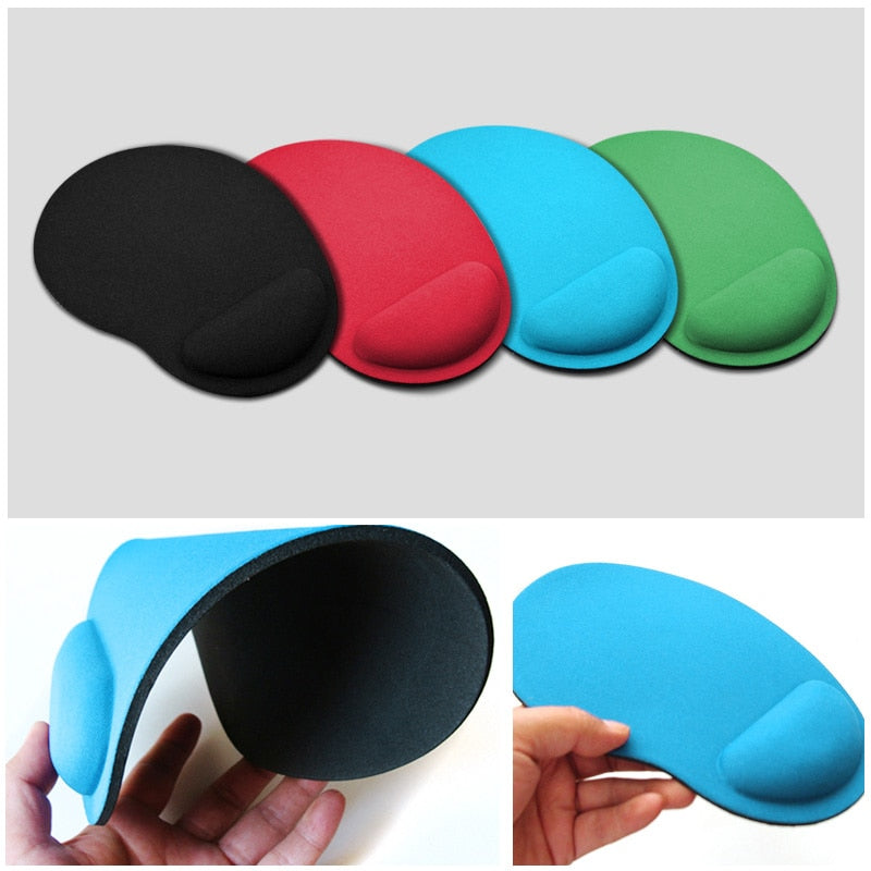 Demonstration of how flexible and durable the mouse pad is also showing the variation of colors